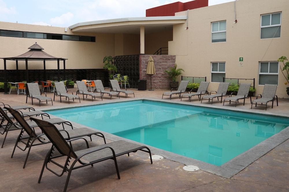Hotel Bewow Querétaro Dış mekan fotoğraf